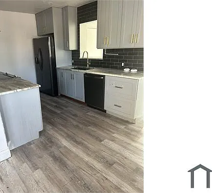 230 SW 2nd St — Photo 1