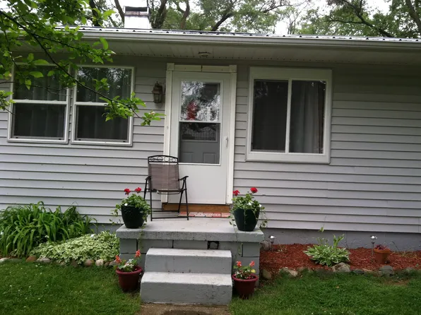 203 Ford Rd, Albion, MI 49224