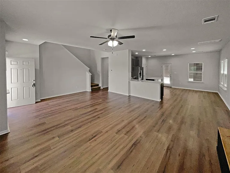 101 Eagle Lake Dr — Photo 12