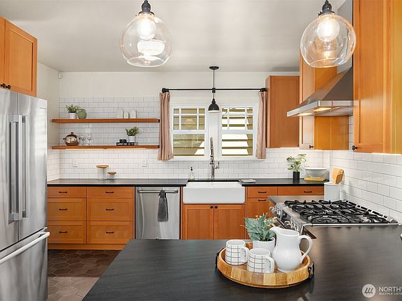 3rd image of 546 N 75th Street