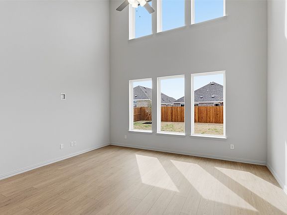 7th image of this home