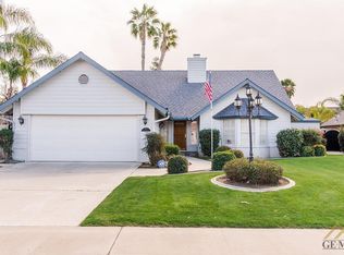 9701 White Oak Dr, Bakersfield, CA 93311