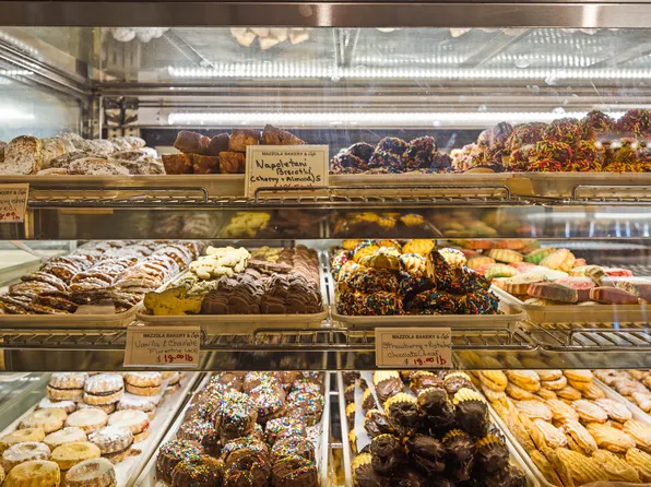 192 Union Street image 5 of 36