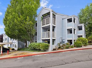 975 Aberdeen Ave NE APT C205, Renton, WA 98056