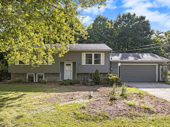 57802 Frances Ave, Elkhart, IN 46517
