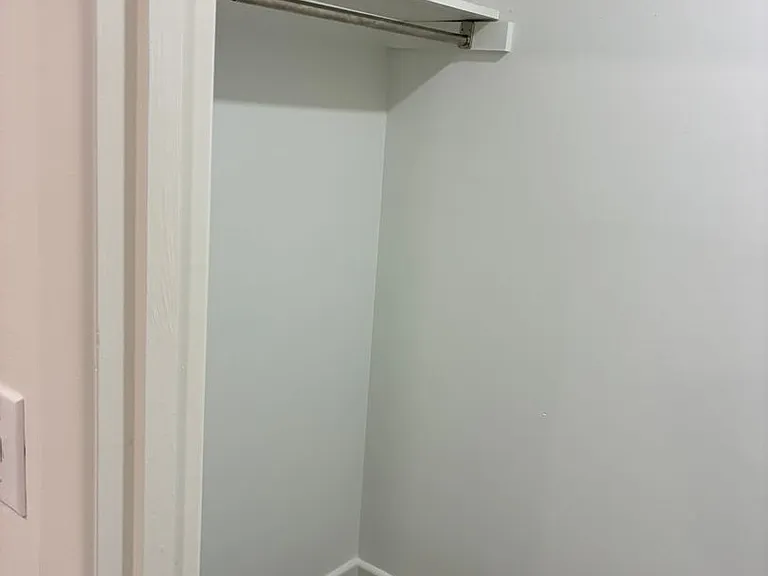 221 Mariners Row — Photo 16