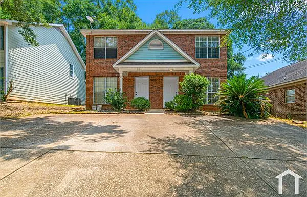 981 Dickenson Ave — Photo 3