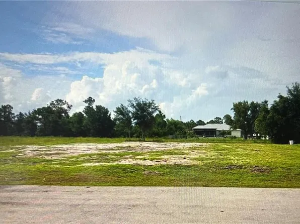 1502 Louis AVE, LEHIGH ACRES, FL 33972