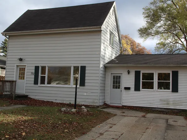 722 E Foster St, Ludington, MI 49431
