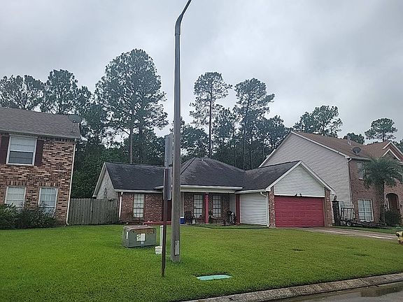 3rd image of 1402 Denmark Ct
