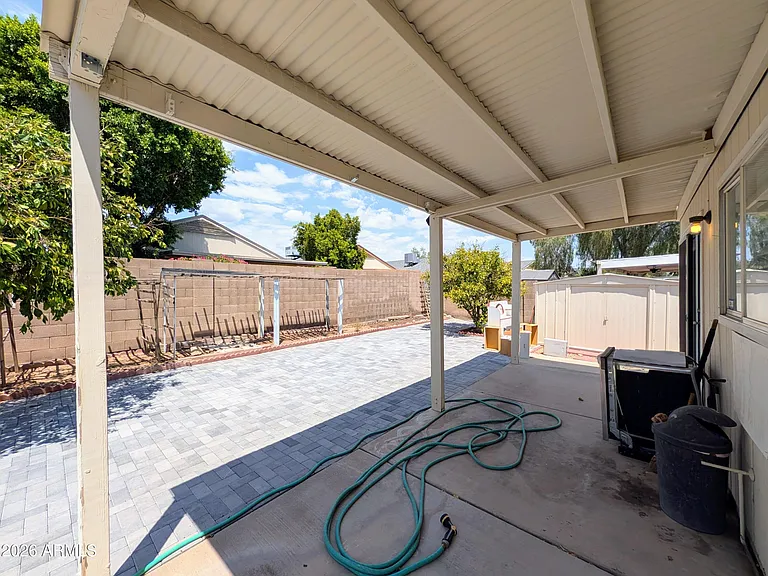 2824 W Angela Dr — Photo 55