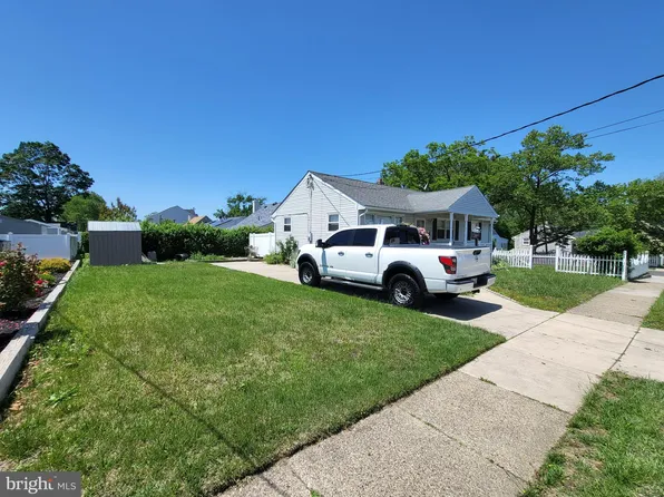 302 N Albertson Ave, Magnolia, NJ 08049