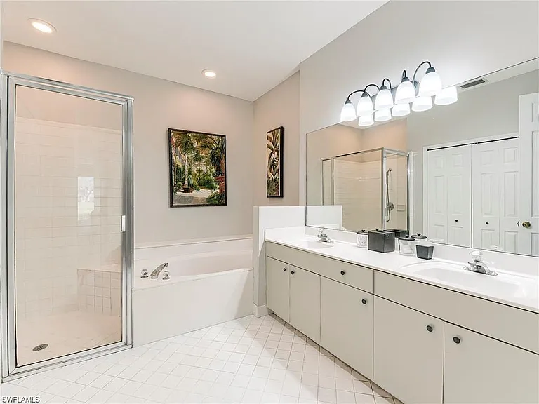 8529 Fairway Bend Dr — Photo 9