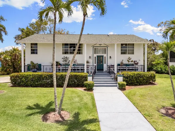 1865 Dogwood Dr, Marco Island, FL 34145