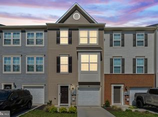 27 Isny Ct, Charles Town, WV 25414
