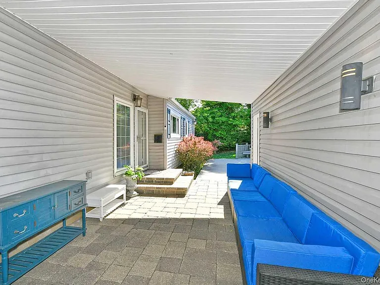 18 Shelter Hill Rd — Photo 25