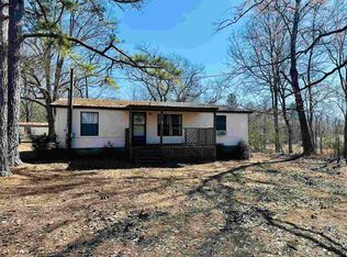 535 Hamburg Rd, Michie, TN 38357