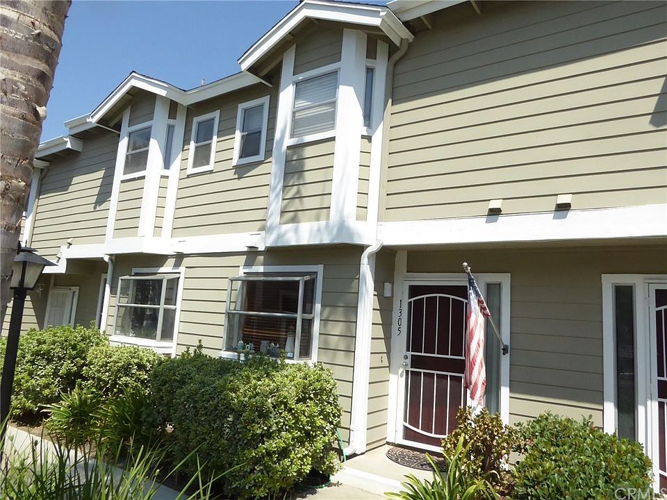 1st image of 14861 Mulberry Dr Unit 1305