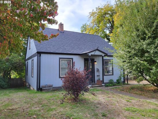 634 E Main St, Sheridan, OR 97378