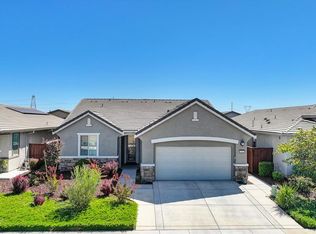 7387 Woodland Star Way, Sacramento, CA 95829