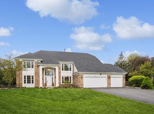 563 Dover Ct, Buffalo Grove, IL 60089