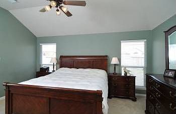 3rd image of 17718 Creek Bluff Ln