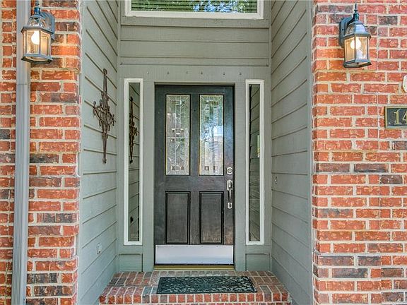 4th image of 142 Pecan Hollow Dr