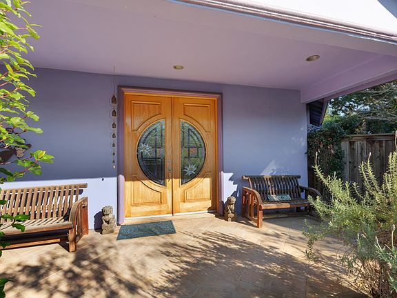 4th image of 4838 Robertson Avenue