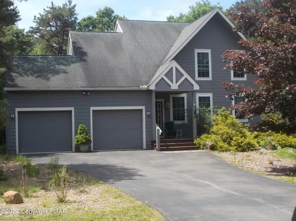771 Pinecrest Dr, Pocono Pines, PA 18350