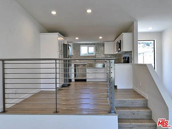 5th image of 2211 Griffith Park Blvd