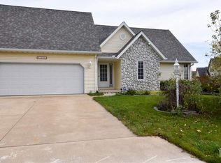 11306 N Columbine Dr, Dunlap, IL 61525