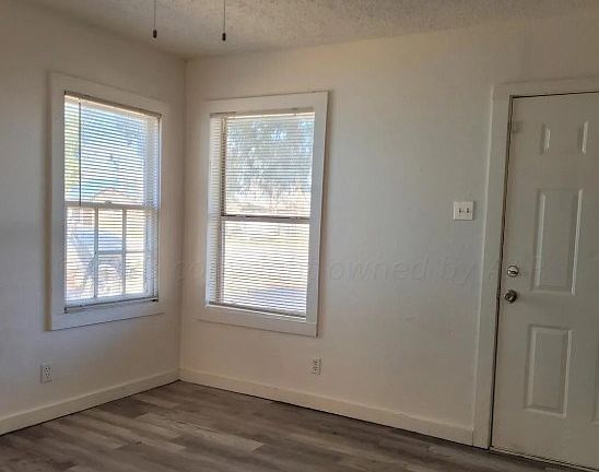 2nd image of 506 28th St