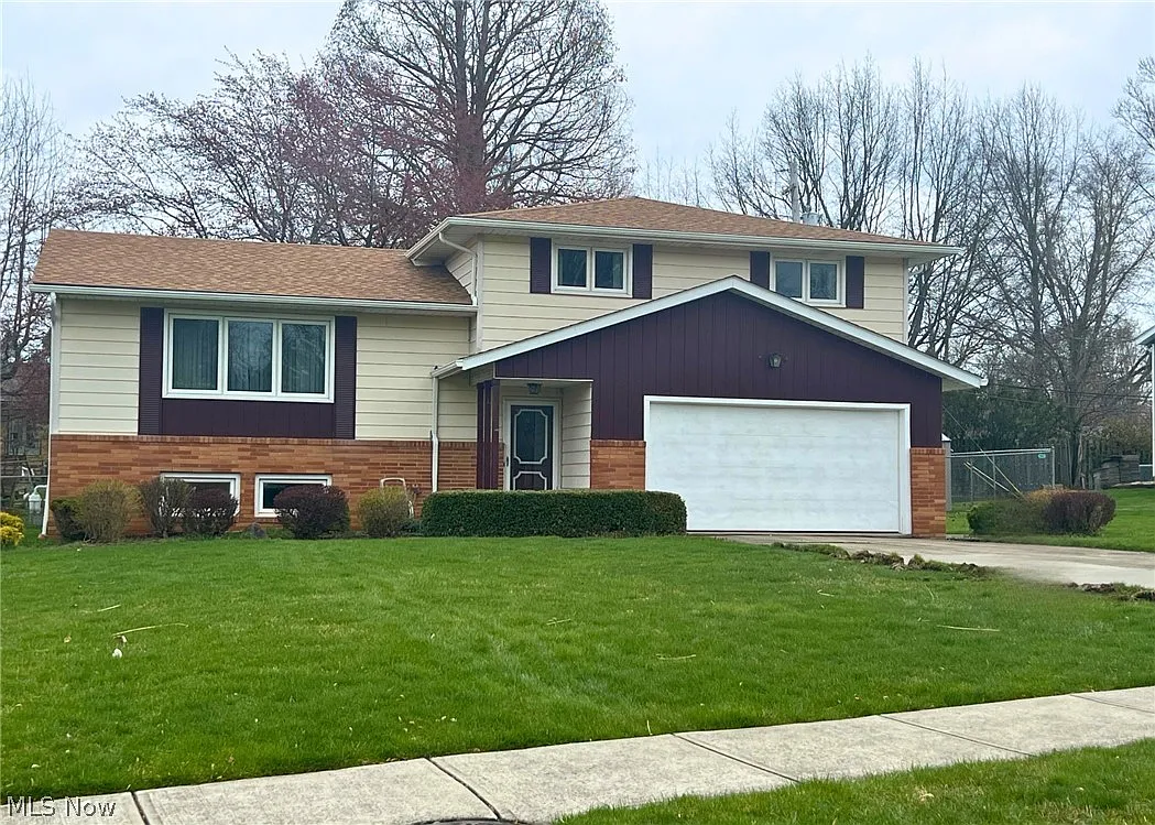 9912 Hawley Dr photo 1