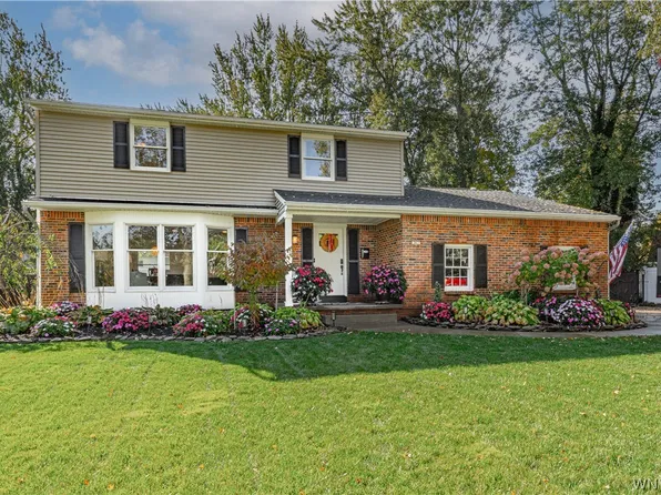 362 Cottonwood Dr, Amherst, NY 14221