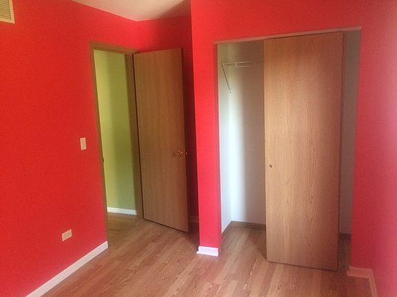 3rd image of 3024 W Golfmoor Ave