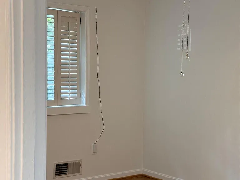 1329 Gresham Rd — Photo 18