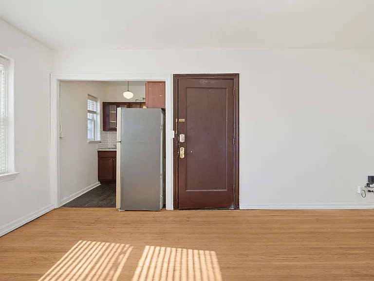 Butler Place Apartments — Photo 17
