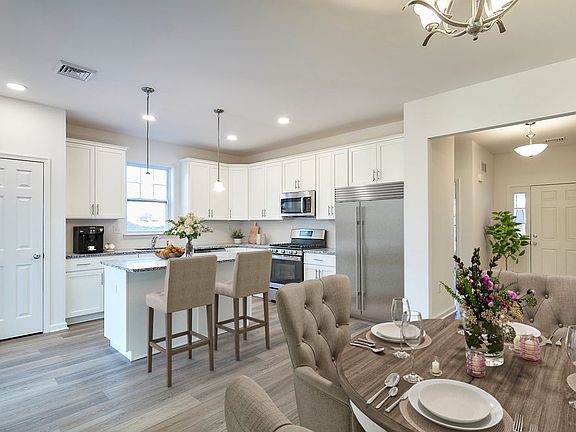 Staged Laurel Kitchen Dining Room