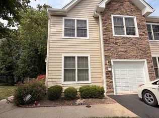 31 Osprey Dr, Old Bridge, NJ 08857