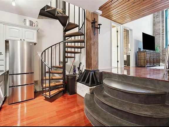 5th image of 1107 S Peters St APT 113
