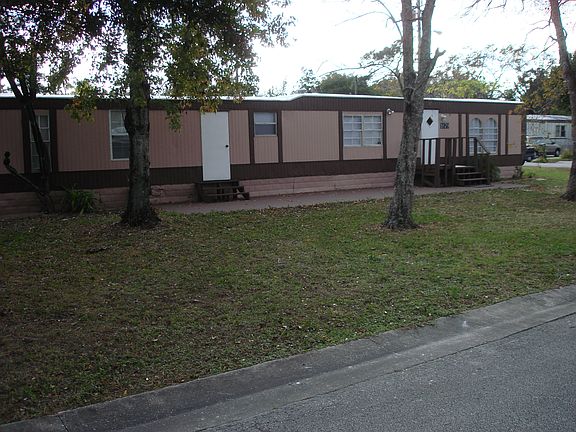 3rd image of 1679 Holliday Dr