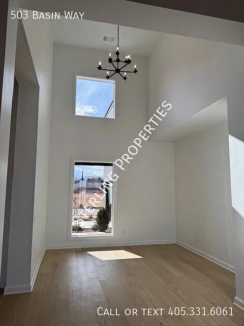 3 bed, 2.5 bath, 2617 sqft, $3,000 — Photo 4