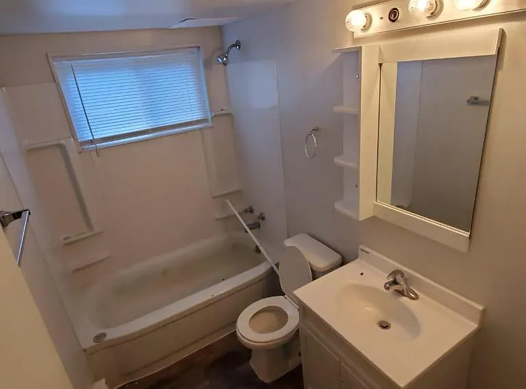 608 Sheridan Rd — Photo 11