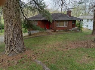 530 Hogan Rd, Nashville, TN 37220
