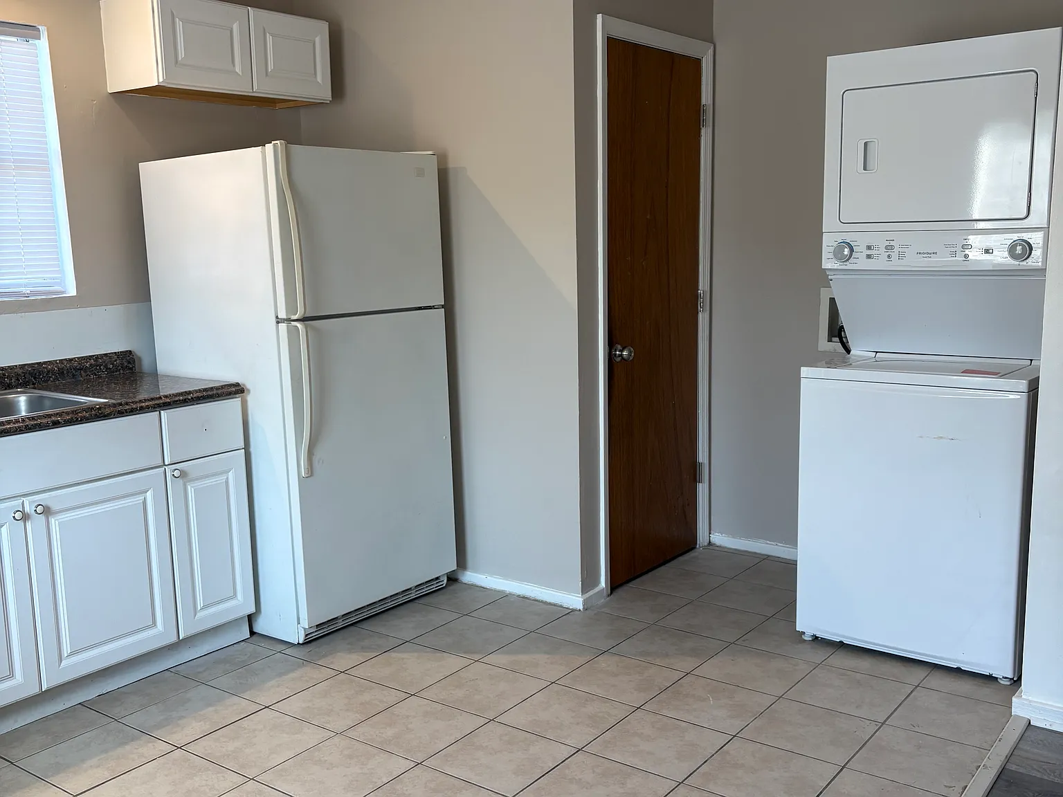 2 bed, 1.5 bath, 950 sqft, $1,450 — Photo 4