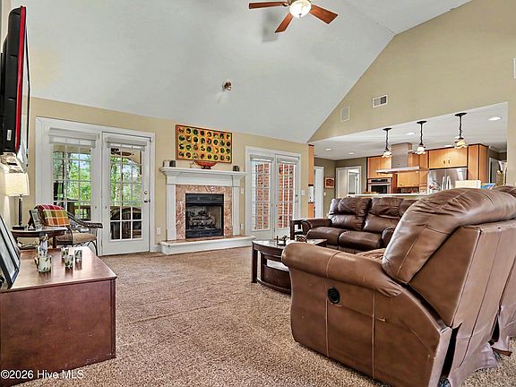 3rd image of 4127 Cape Landing Road