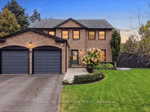 5 Draper Ct, Whitby, ON L1P 1G7