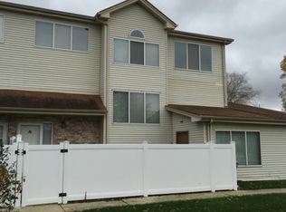 332 Park Ridge Ln UNIT D, Aurora, IL 60504