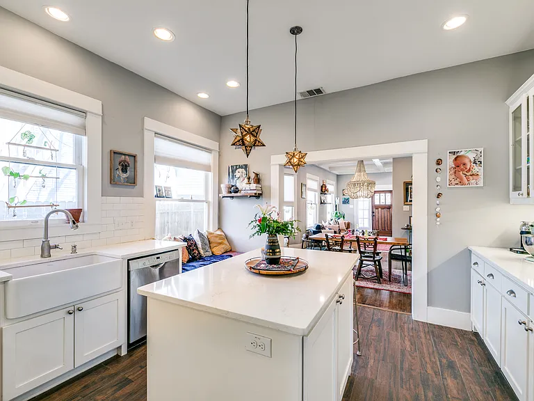 341 S Edgefield Ave — Photo 11