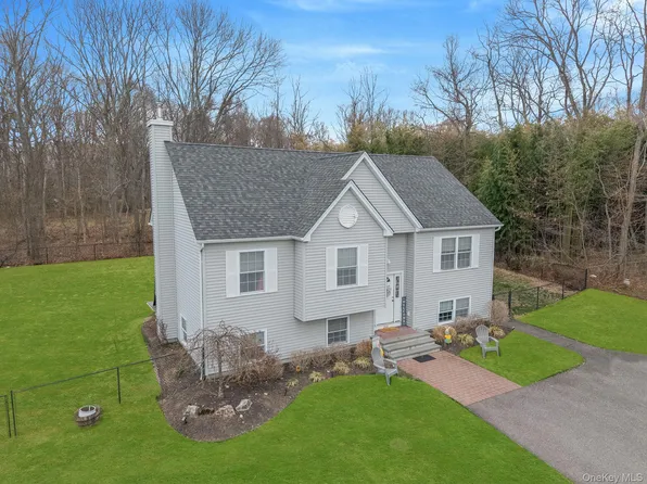 268 Holbrook Road, Ronkonkoma, NY 11779